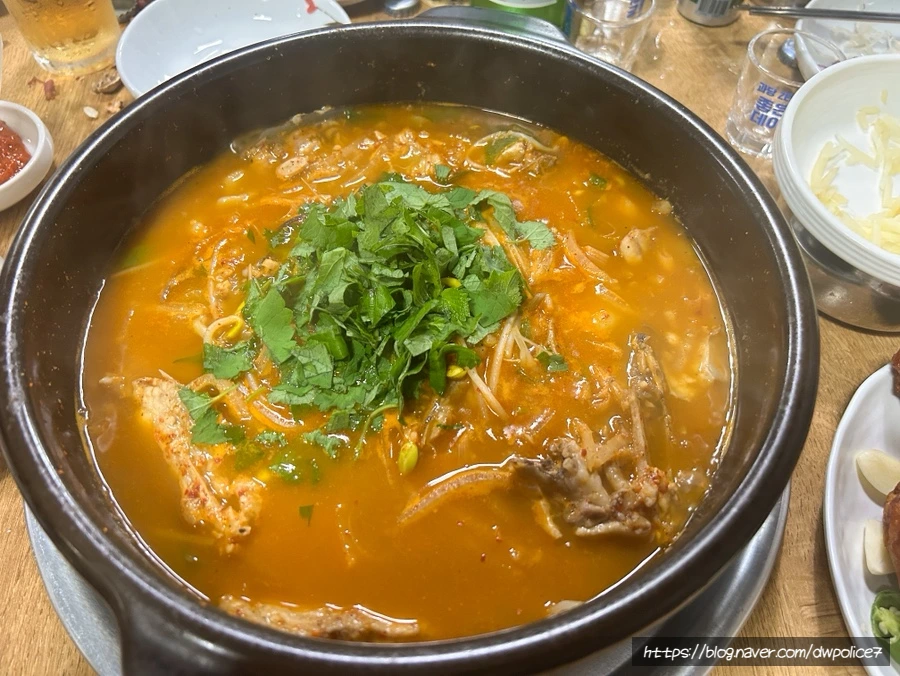 SE-6CE6E1ED-A8A7-42FC-99A4-23AAEAB13485.jpg?type=w966