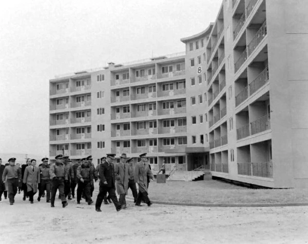 대한주택공사가 지은 대한민국 최초 아파트 마포아파트  서울시.jpeg