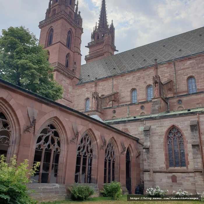 SE-d95fc44b-141b-43d5-8c51-457ff9bfac4e.jpg?type=w773