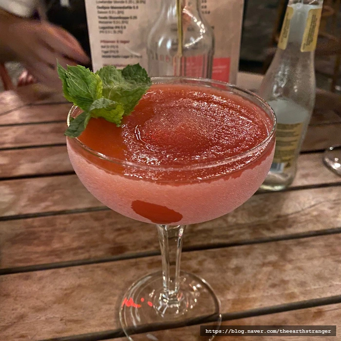 SE-c77c95e8-794e-4a08-9e0c-3f35e019b57e.jpg?type=w773