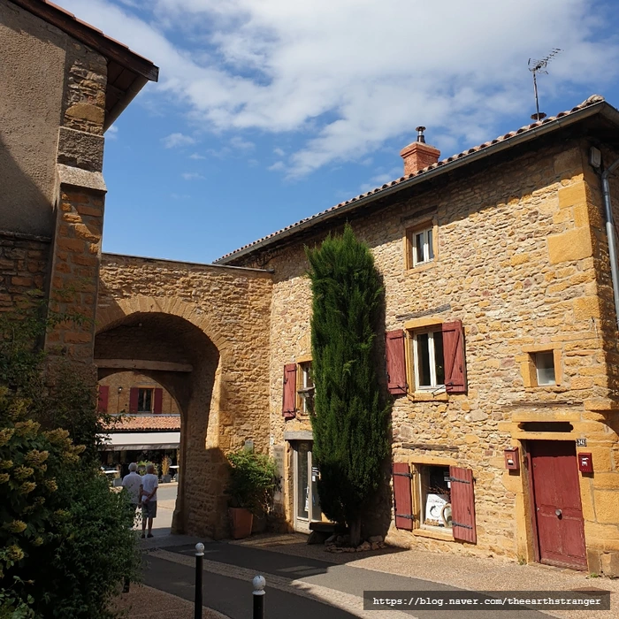 SE-cab7b3da-3177-11ee-9e6b-bfa4407374b7.jpg?type=w773