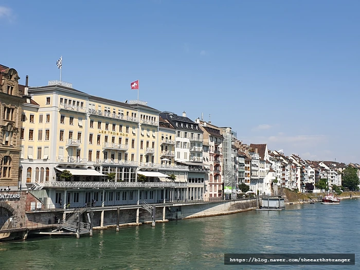 SE-8816b60d-e0d8-46e1-8b7f-7ba34131dc7f.jpg?type=w773