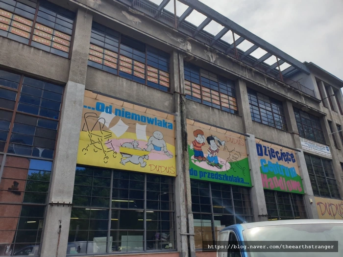 SE-329f1396-d3f4-4b45-a23d-d04745884c5a.jpg?type=w773