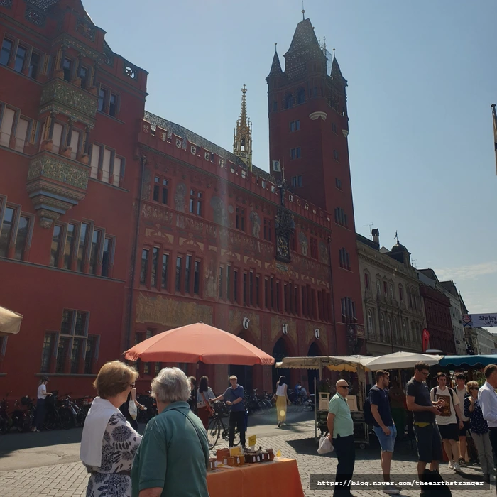 SE-68951936-4137-40b6-b28b-158369a56ce6.jpg?type=w773