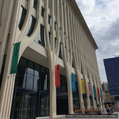 SE-79112ae0-bccb-4d53-a422-f10dbcc3172d.jpg?type=w386