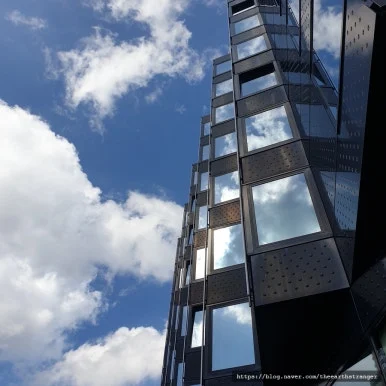 SE-0a3f5ebb-7e88-45e1-857f-9309582a0a41.jpg?type=w386