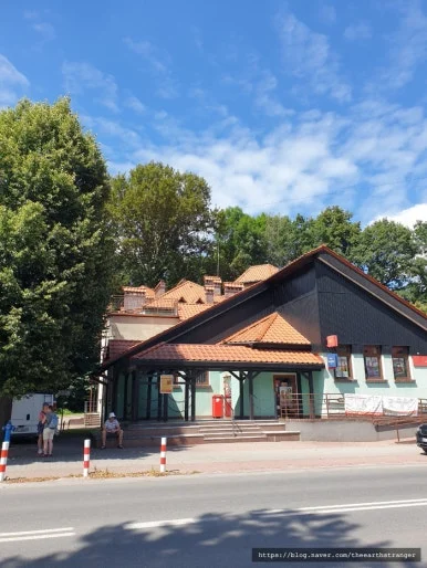 SE-94e569c3-46a6-4559-bee9-30d68d0afa41.jpg?type=w386