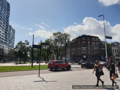 SE-08e06bed-08fc-4364-a055-06f8a26363e1.jpg?type=w386