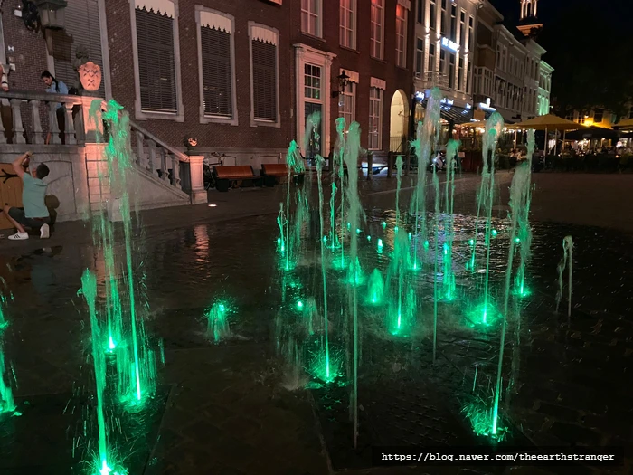 SE-60e04172-7e2b-42d9-9cce-a7c6b1fb33e0.jpg?type=w773