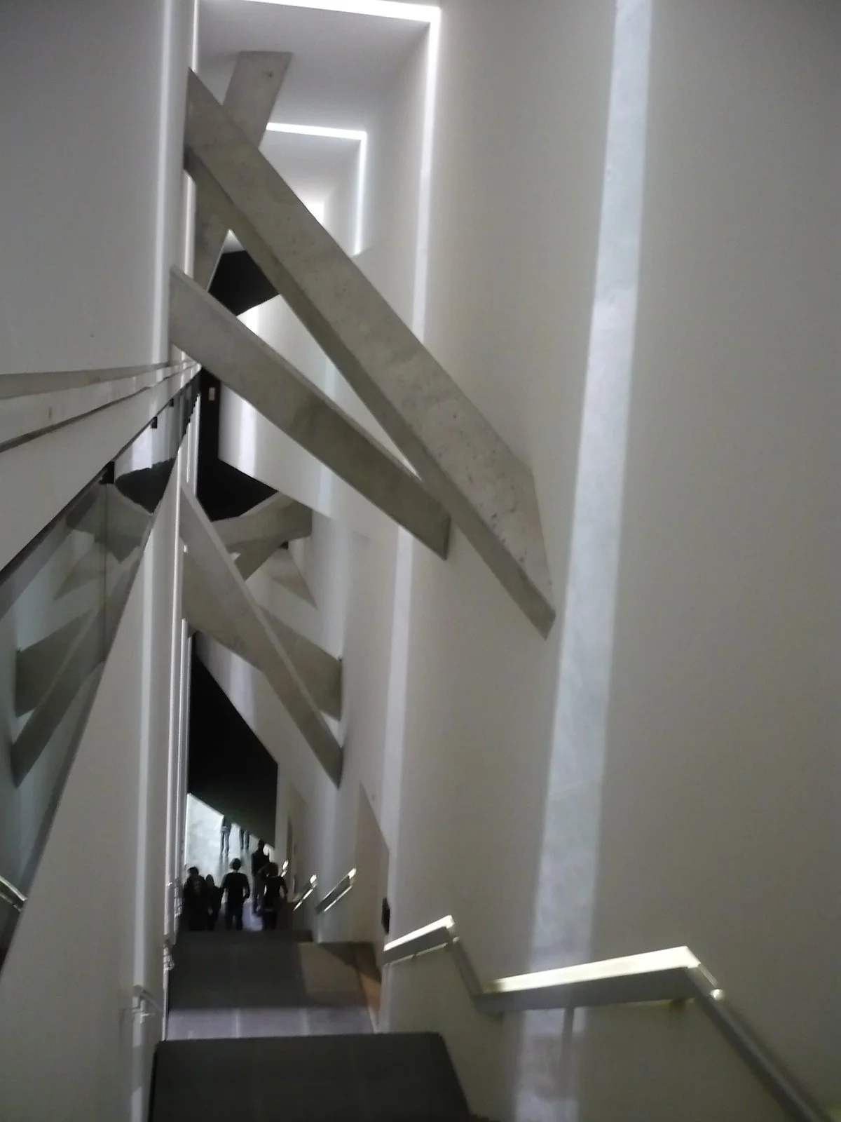 P1040449.JPG?type=w1200