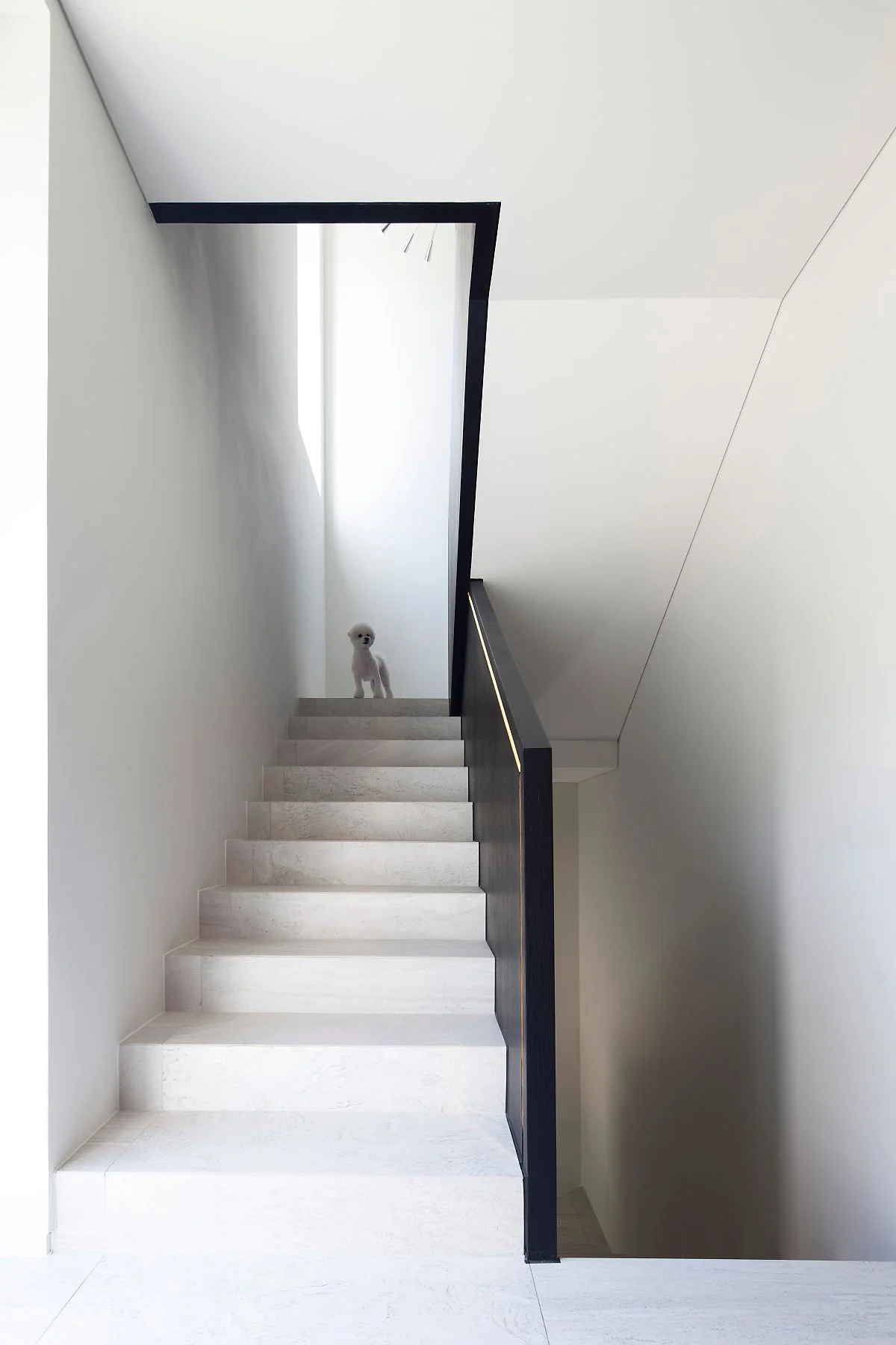 03._%EA%B3%84%EB%8B%A8%EC%8B%A4_%282%29.jpg?type=w1200