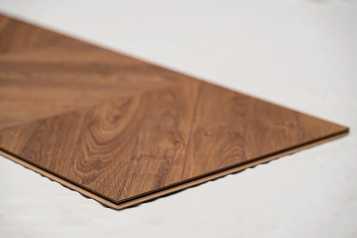 %EB%A7%88%EB%A3%A8_%EB%B0%94%EB%8B%A5%EC%9E%AC%EC%9D%98_%EB%8B%A8%EC%A0%90%EC%9D%84_%EA%B7%B9%EB%B3%B5%ED%95%9C_%EC%B0%A8%EC%84%B8%EB%8C%80_%EB%A7%88%EB%A3%A8%EA%B0%80_%EC%9E%88%EB%8B%A4.jpg?type=w1200