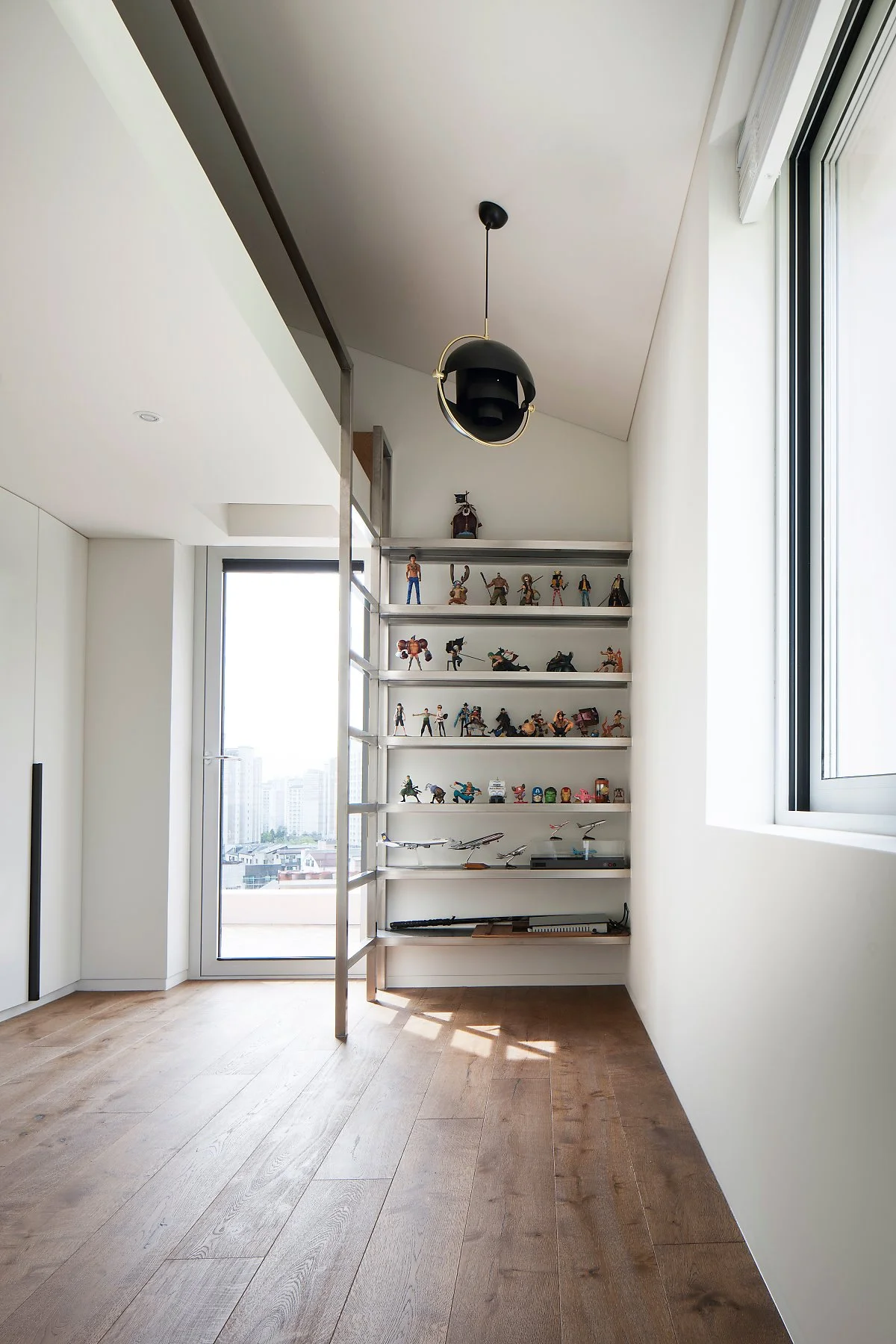 09._3F_%EC%9E%90%EB%85%80%EB%B0%A9_%281%29.jpg?type=w1200