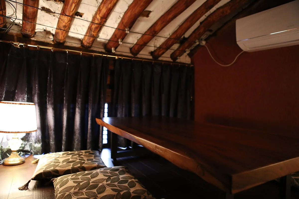 4%EC%9D%B8_%ED%85%8C%EC%9D%B4%EB%B8%94_%EB%A3%B8%EA%B3%BC_%EC%95%84%EB%8A%91%ED%95%9C_%EC%8B%9C%ED%81%AC%EB%A6%BF_%EB%A3%B802.JPG?type=w1200