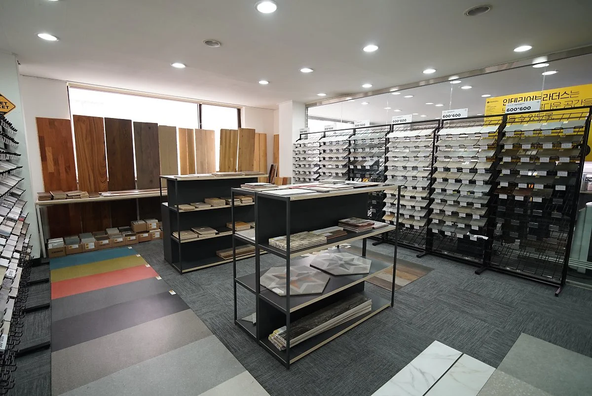 %EC%9D%B8%ED%85%8C%EB%A6%AC%EC%96%B4%EB%B8%8C%EB%9D%BC%EB%8D%94%EC%8A%A4_%EB%8B%AC%EC%BD%A4%ED%95%9C_%EC%9E%90%EC%9E%AC%EB%A7%88%EC%BC%93_%EC%87%BC%EB%A3%B8_%EC%A0%84%EA%B2%BD1.JPG?type=w1200