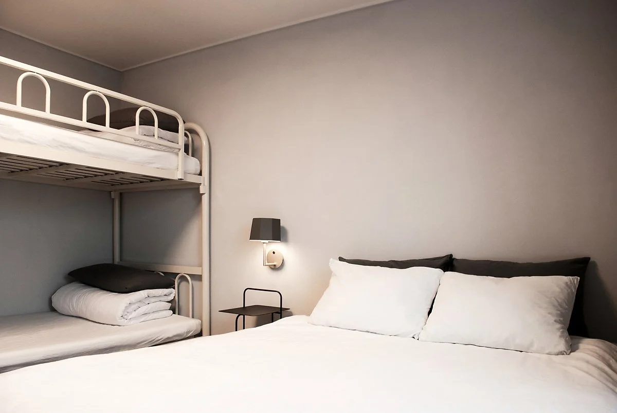 Bed_Radio_Studio_Eccentric_12.jpg?type=w1200