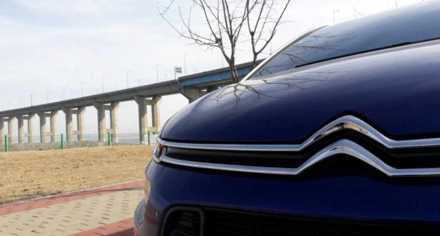 99B1D44F5A98B47C281B74