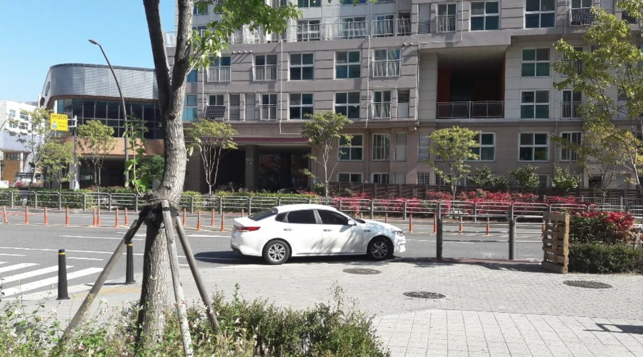 990A4C4F5BD69B6C2F1D45