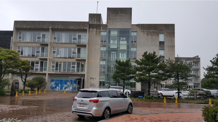 9907243A5AF754BD0BEEBE