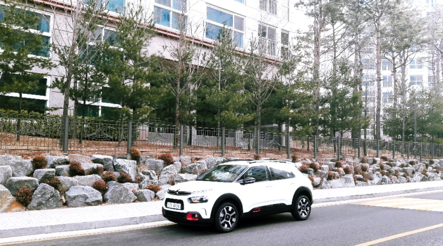 99F5543B5C7BE2050CF87B