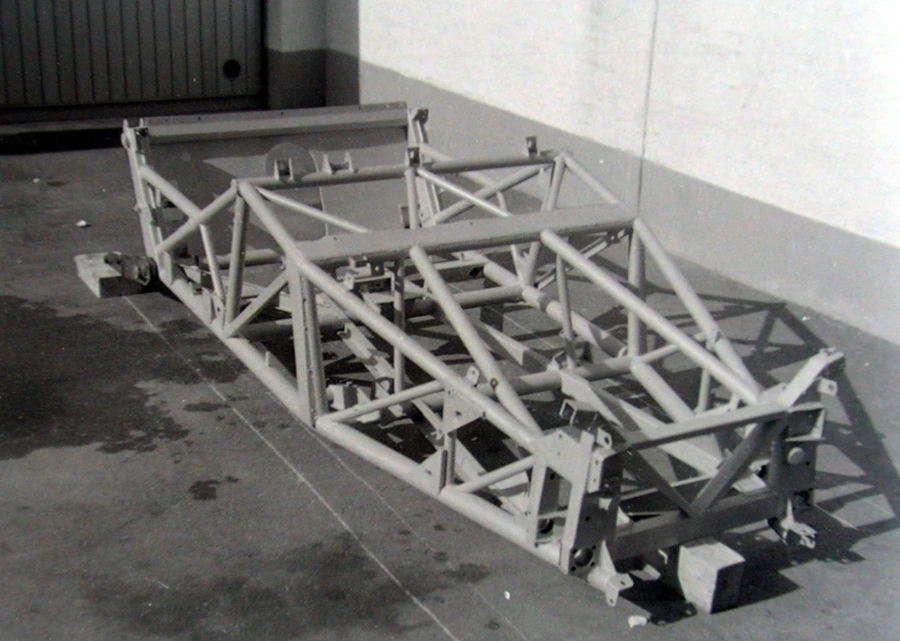 99BD24475A76555D04BE3A