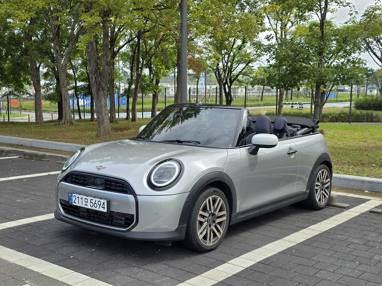 img.jpg?credential=yqXZFxpELC7KVnFOS48ylbz2pIh7yKj8&expires=1764514799&allow_ip=&allow_referer=&signature=VE5idrUAAdZjN%2BfIRuucdEEZ79o%3D