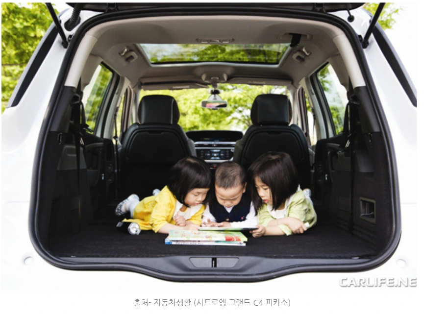 99327C3359EDBEF50B3CFB