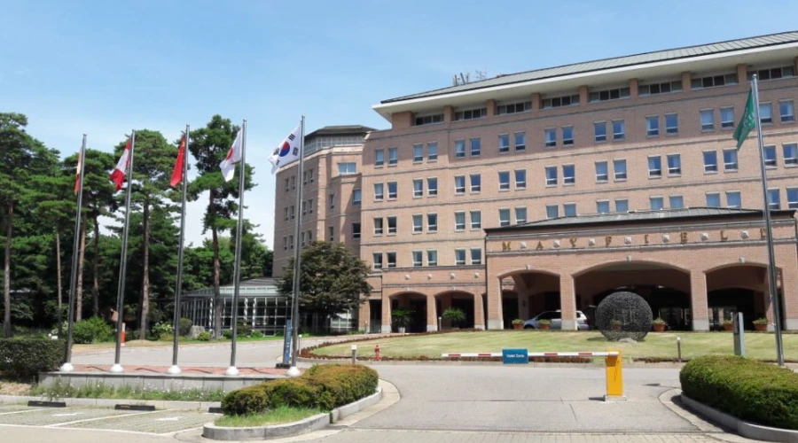 99BA2F4B5BB4CF2F0BDF89