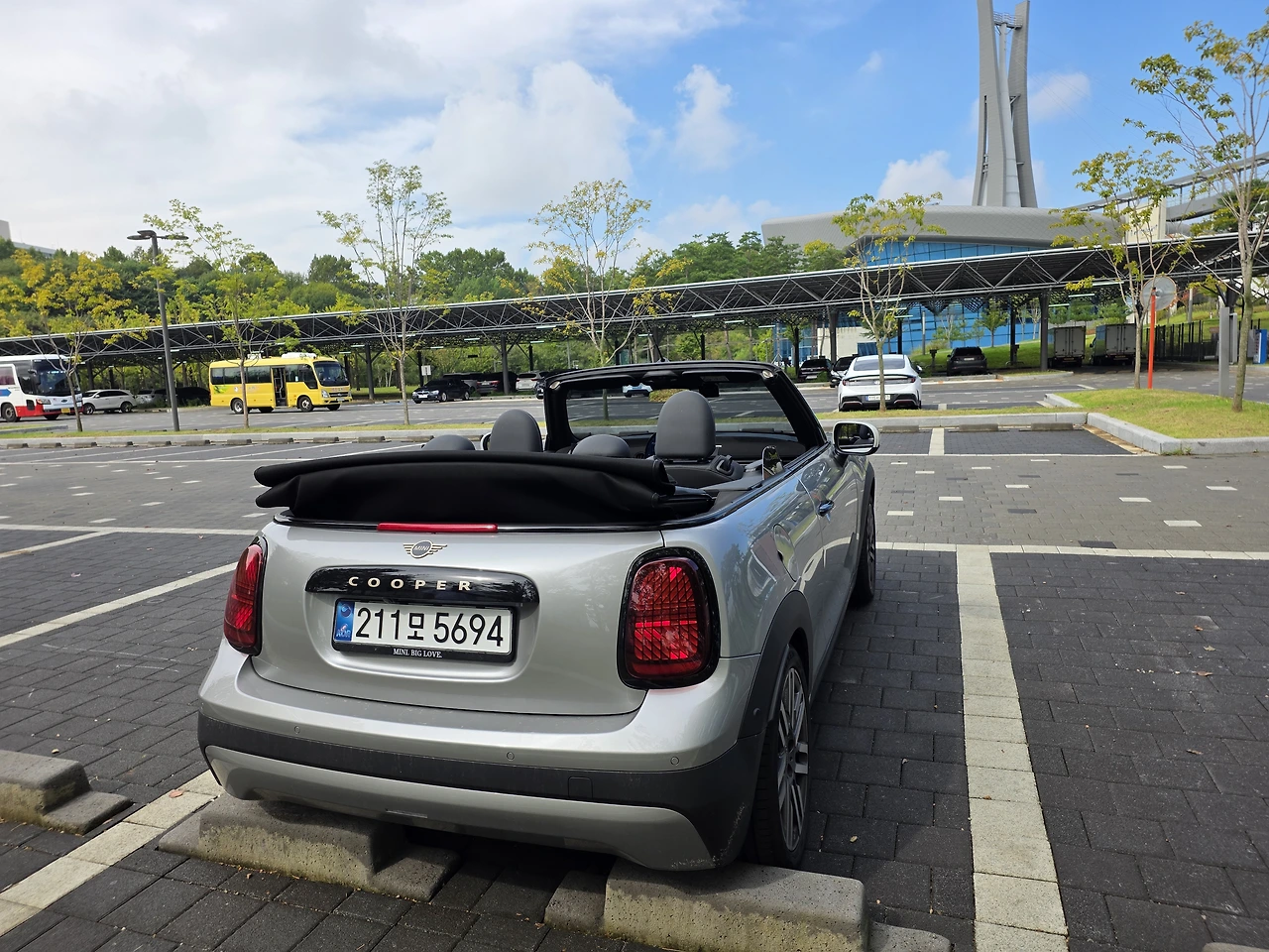 img.jpg?credential=yqXZFxpELC7KVnFOS48ylbz2pIh7yKj8&expires=1764514799&allow_ip=&allow_referer=&signature=PF1gDP22RzIrUs%2BHcRMzmLHm66s%3D