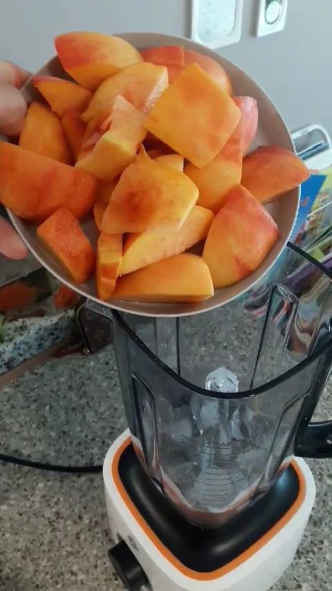 img.jpg?width=640&amp;height=360&amp;face=0_0_640_360