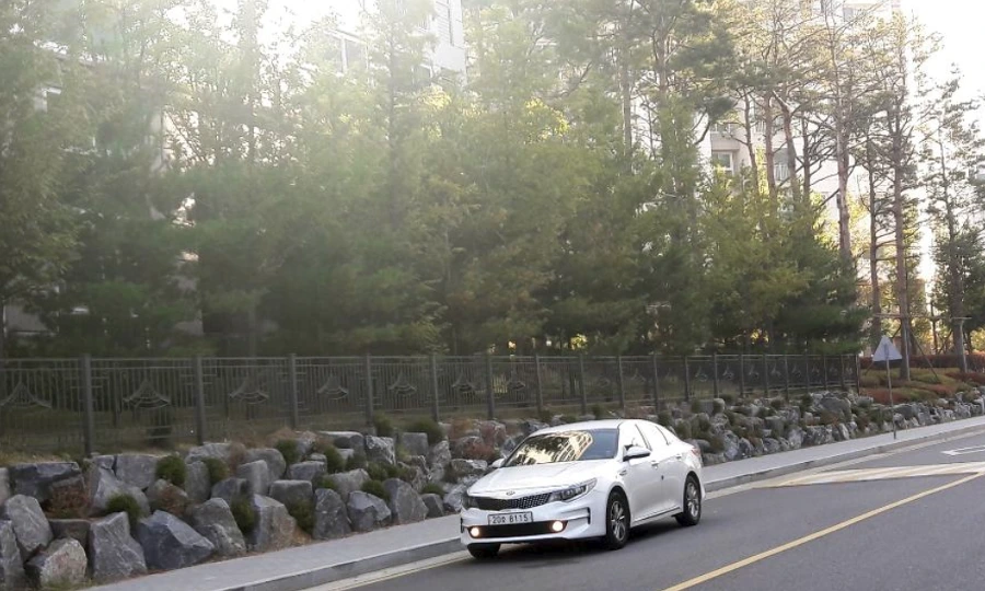 998CD44F5BD69B68286D63