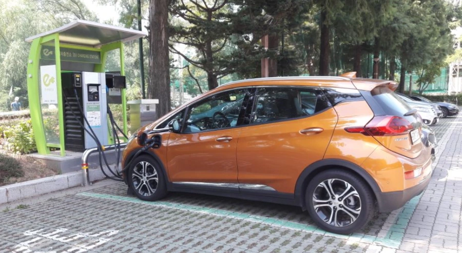 993FBB485BB30B5125A6AD