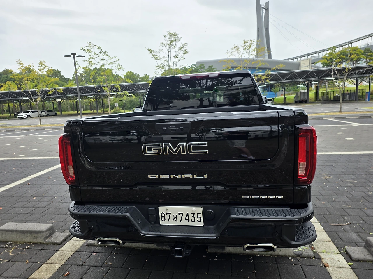 img.jpg?credential=yqXZFxpELC7KVnFOS48ylbz2pIh7yKj8&expires=1764514799&allow_ip=&allow_referer=&signature=JiUMDxvd4GBiXIf3Gg8XPgxpGNU%3D