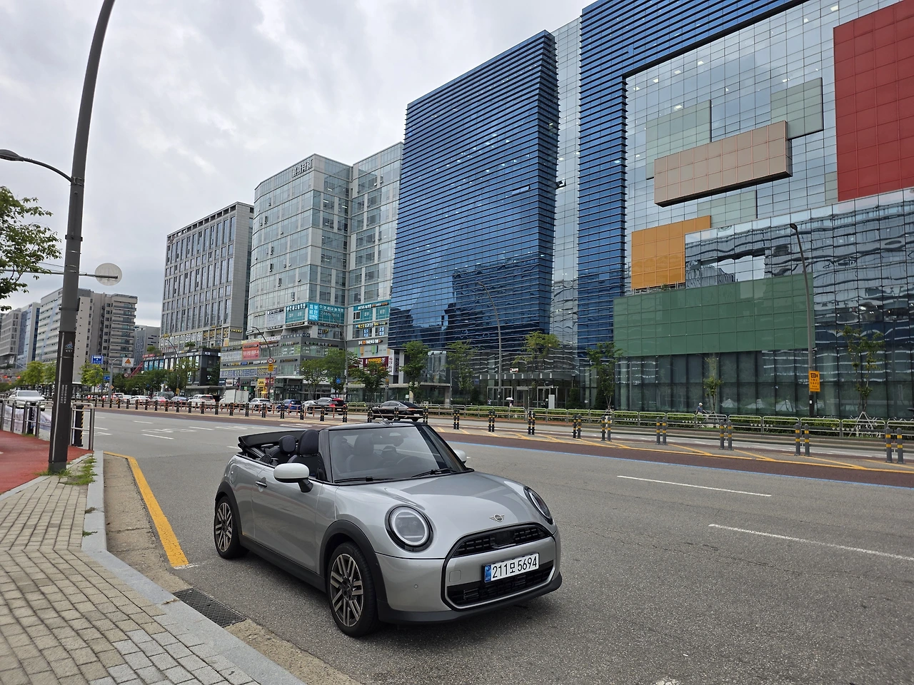 img.jpg?credential=yqXZFxpELC7KVnFOS48ylbz2pIh7yKj8&expires=1764514799&allow_ip=&allow_referer=&signature=tf1m4VVL3Tcz6dUkgTvAg9zO9pY%3D