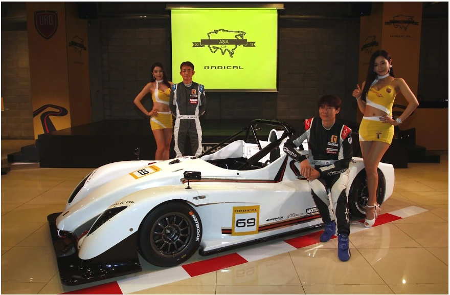 99C34B425B21CE1C0770BA