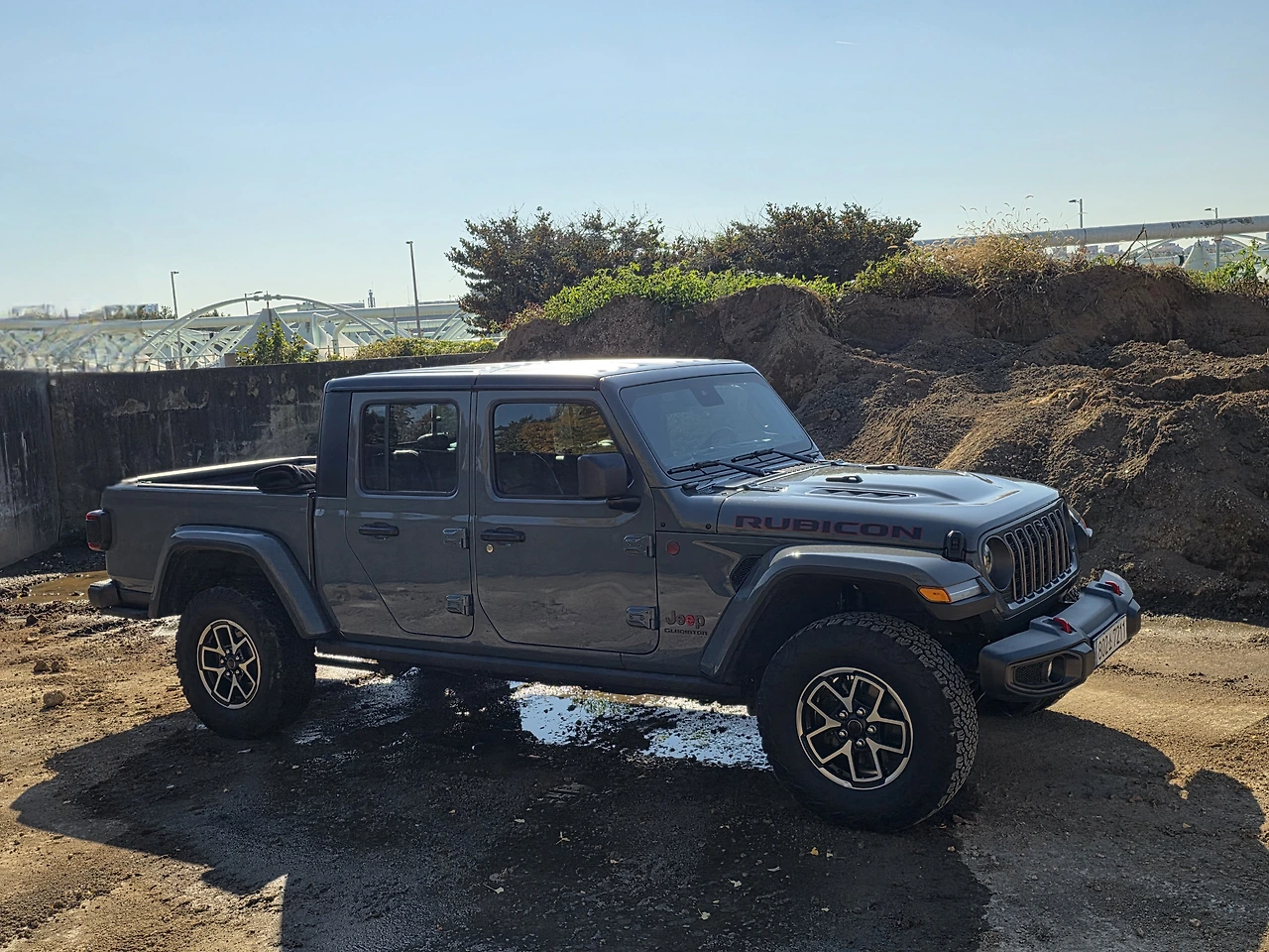 img.jpg?credential=yqXZFxpELC7KVnFOS48ylbz2pIh7yKj8&expires=1764514799&allow_ip=&allow_referer=&signature=5CKUnadPLu5d%2Bb9CdAKrnmWTUa8%3D