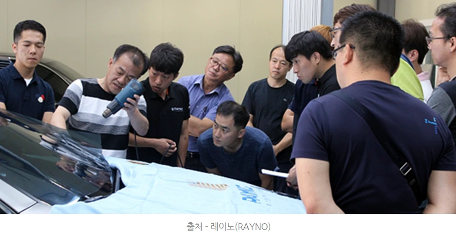 99DE64425BDE2AC22A9FFA