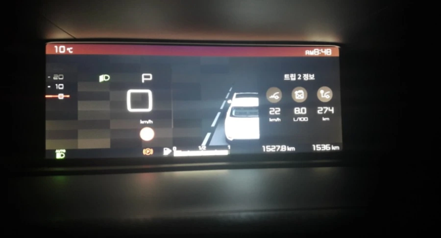 9925E4475A98B48323B3A2