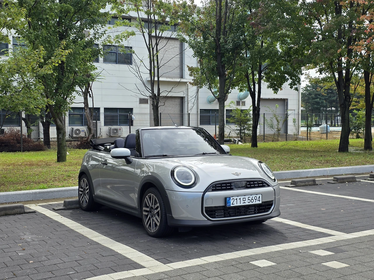 img.jpg?credential=yqXZFxpELC7KVnFOS48ylbz2pIh7yKj8&expires=1764514799&allow_ip=&allow_referer=&signature=6ahFzUBdVMkNr%2Fl8XchmC3GZZto%3D