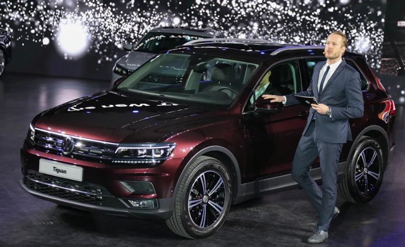 99DB3E3D5AEDC4AD0AC7ED