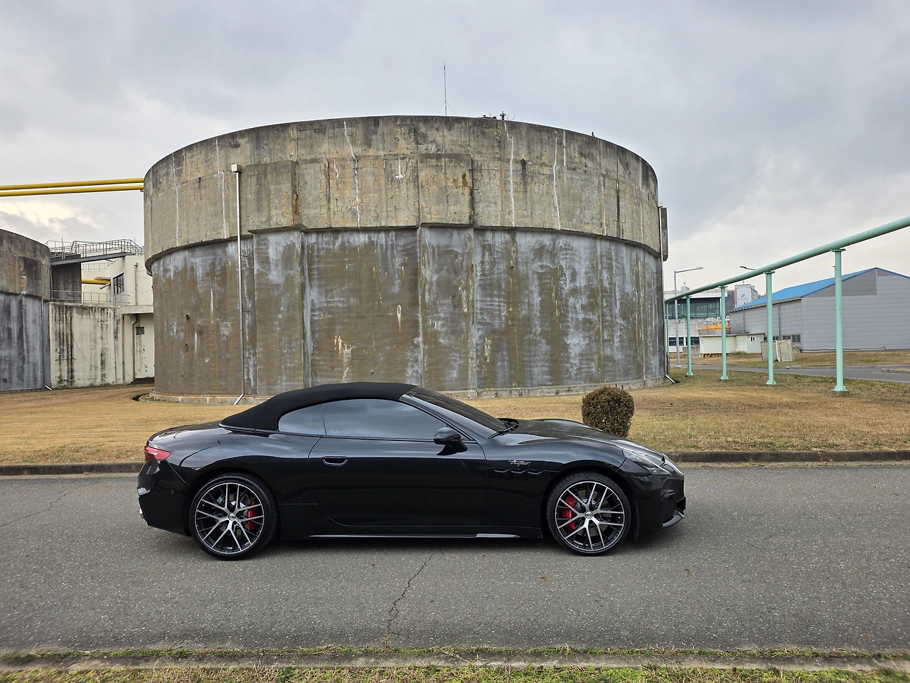 img.jpg?credential=yqXZFxpELC7KVnFOS48ylbz2pIh7yKj8&expires=1767193199&allow_ip=&allow_referer=&signature=2MG1txiSjAXbv424DAOSRXH%2BGXI%3D