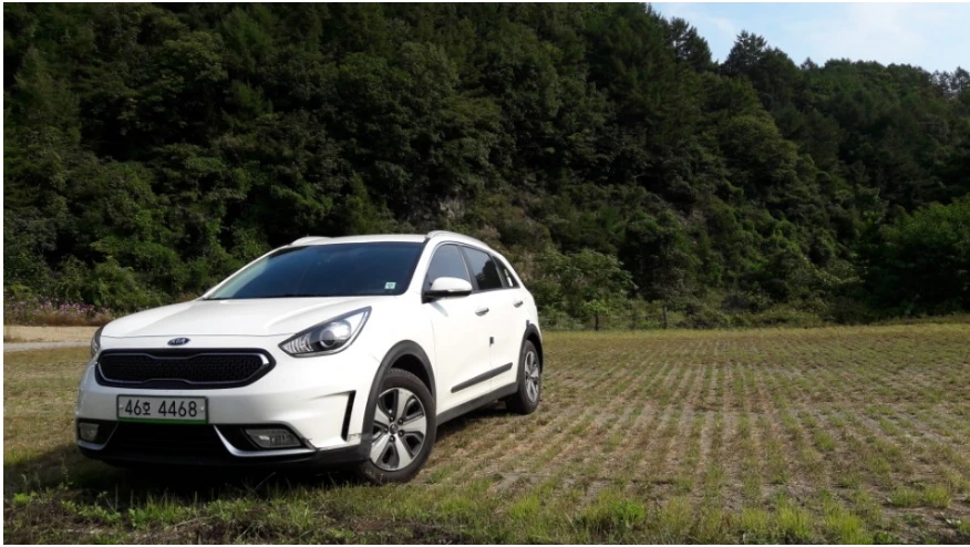 990EDE3359E094A1274686