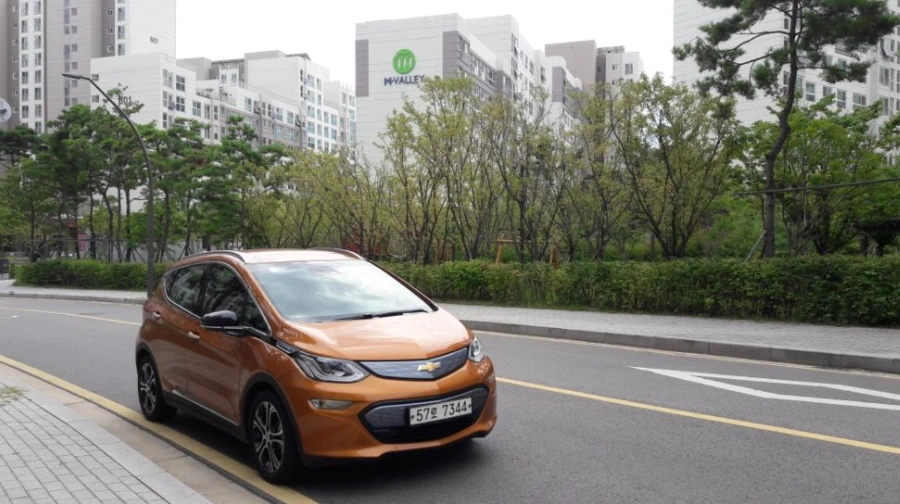 9998404E5BB30B4308D348