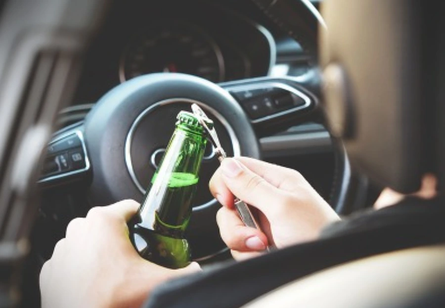 9958C8495BD9D6DE177294