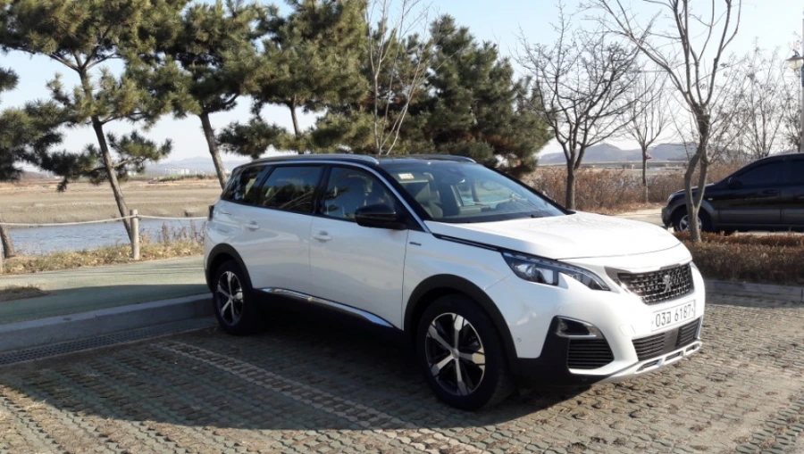 990A6F4A5A419F992C4D36