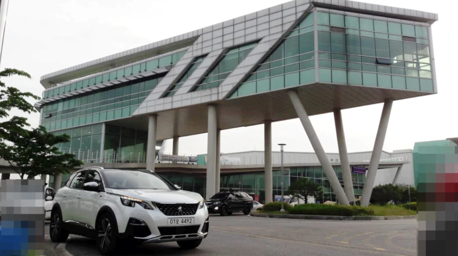 99208B465B0C3047104611