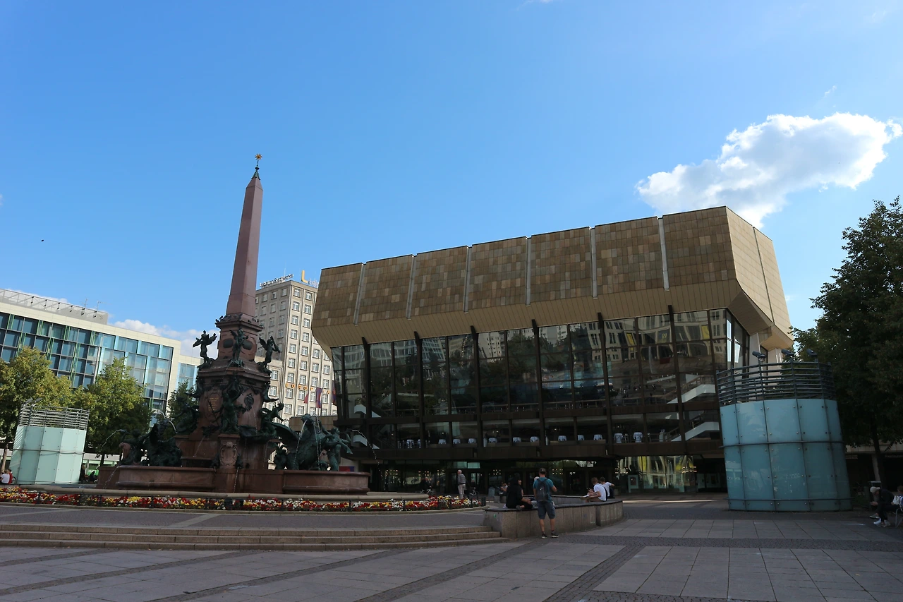 게반트하우스 콘서트홀 전경2.JPG