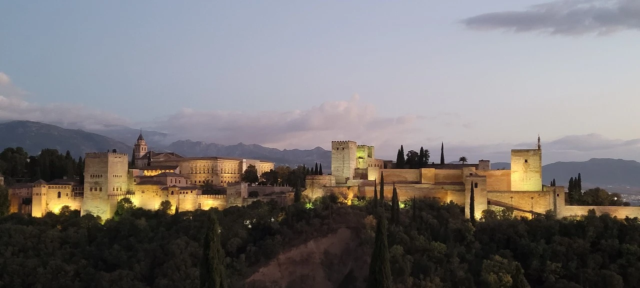 알함브라 야경.jpeg