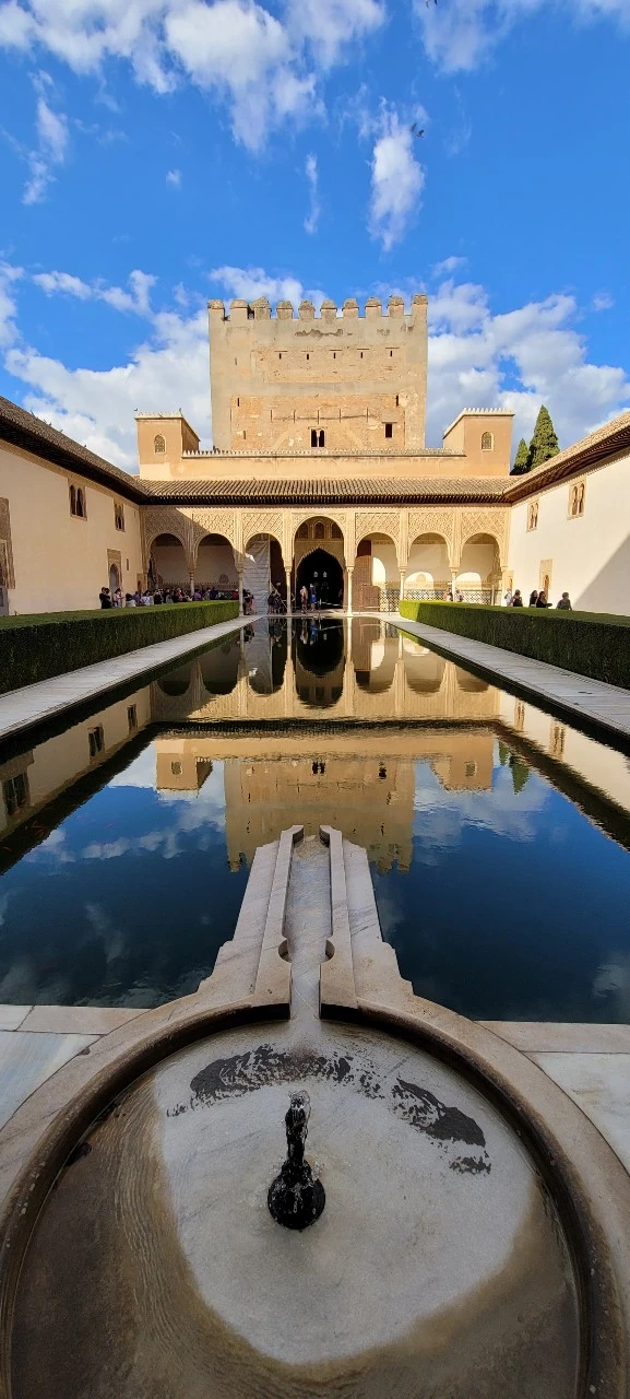 하늘을 담은 물의 거울.jpeg