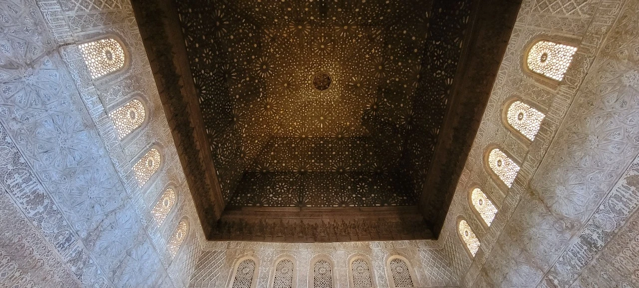 천상계 담은 천장.jpeg